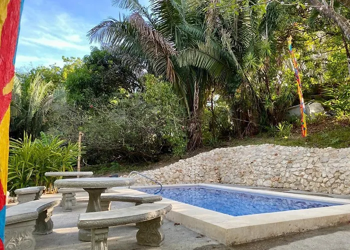 Tarantela Houses, Casa Coyol 3*